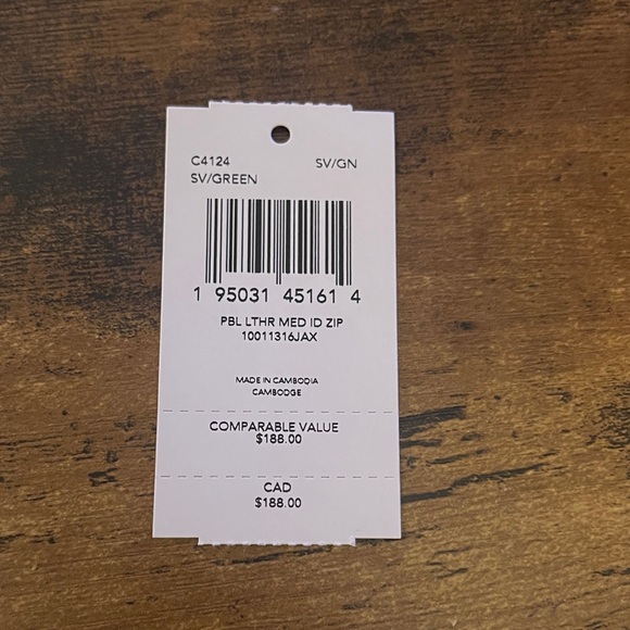 NWT Coach Green Pebble Leather Medium ID Zip Wallet silver hardware -Kelly Green - Picture 2 of 7